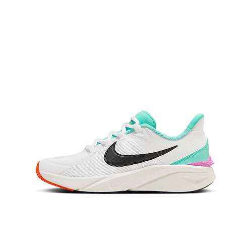 Nike白色低帮休闲运动跑步鞋