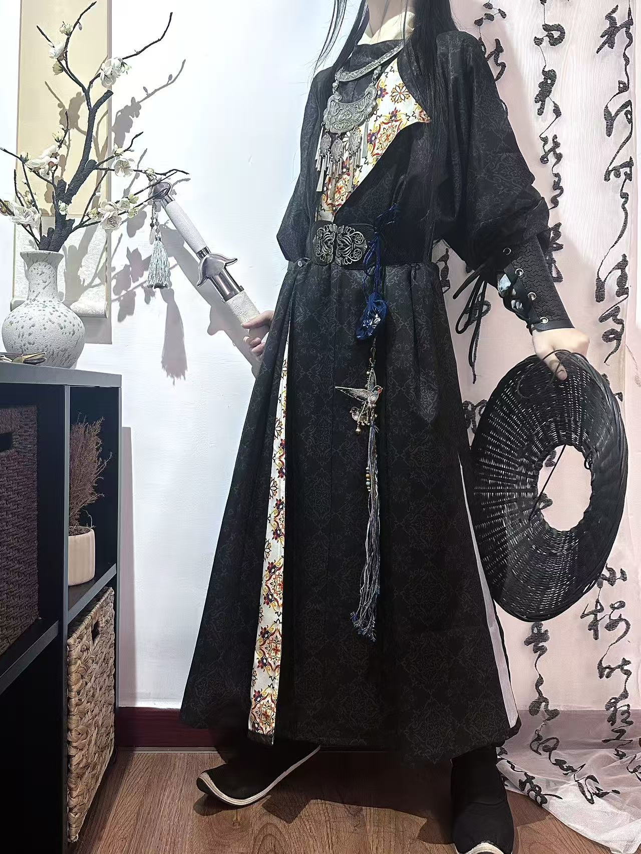 迎笙诺[渡长安]侠客风汉服青少年帅气唐制圆领袍衫秋男女款缺胯袍