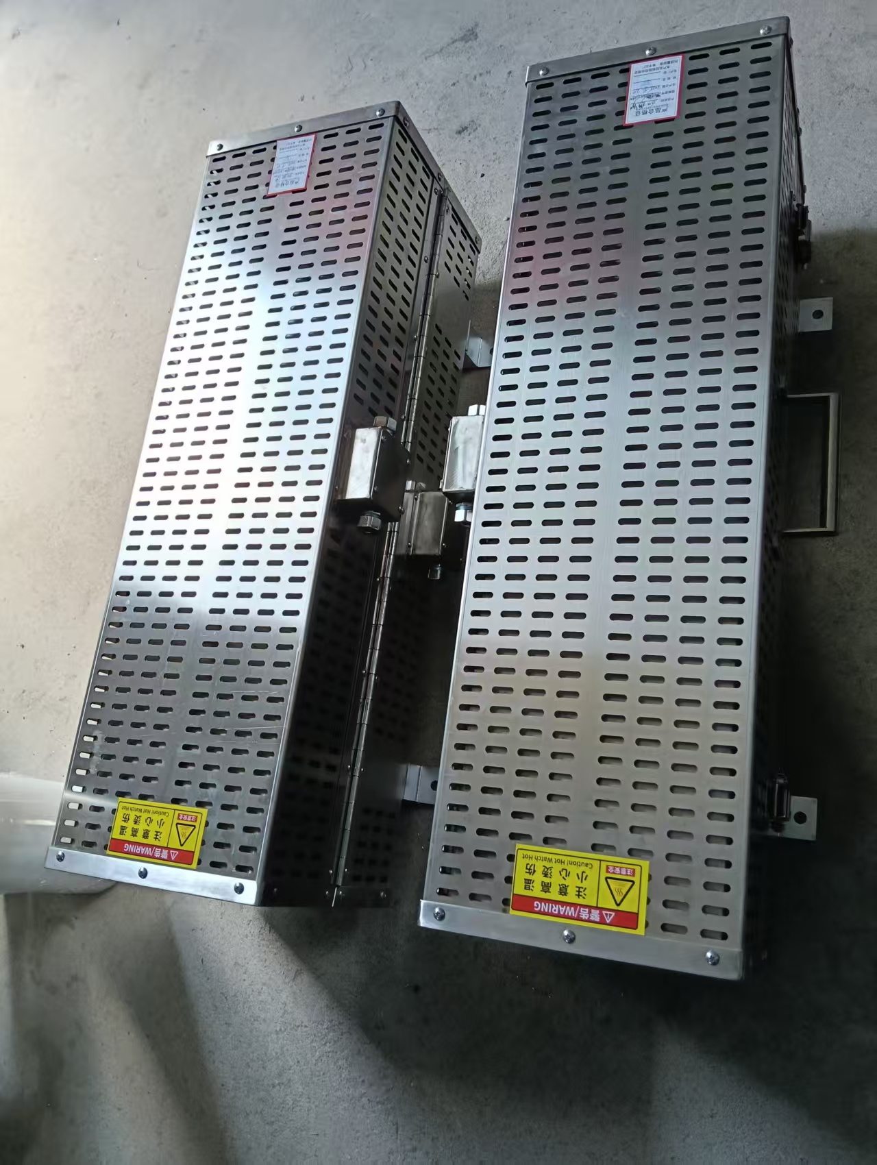 挤出机模头加热器市政管道给水管自来水PE挤出机生产线节能加热器