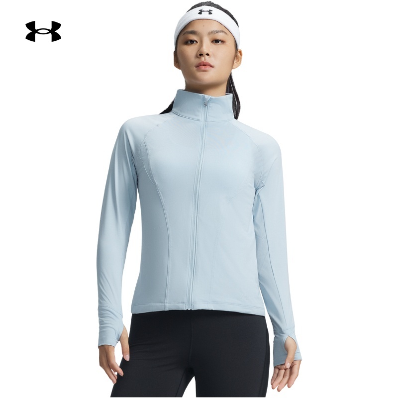 弹力贴合,修饰身形,挺括利落,灵活运动