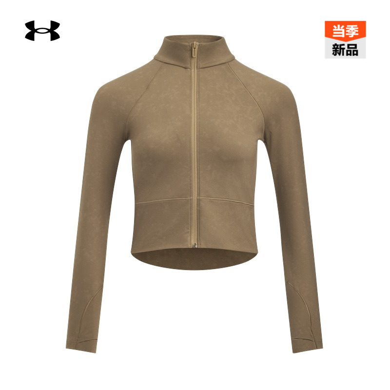 柔软高弹,稳固支撑,挺括利落,修饰身形