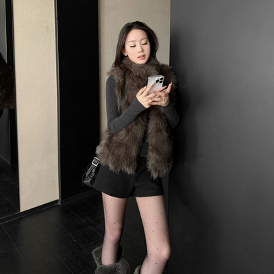 仿狐狸毛皮草女冬2025新款马甲