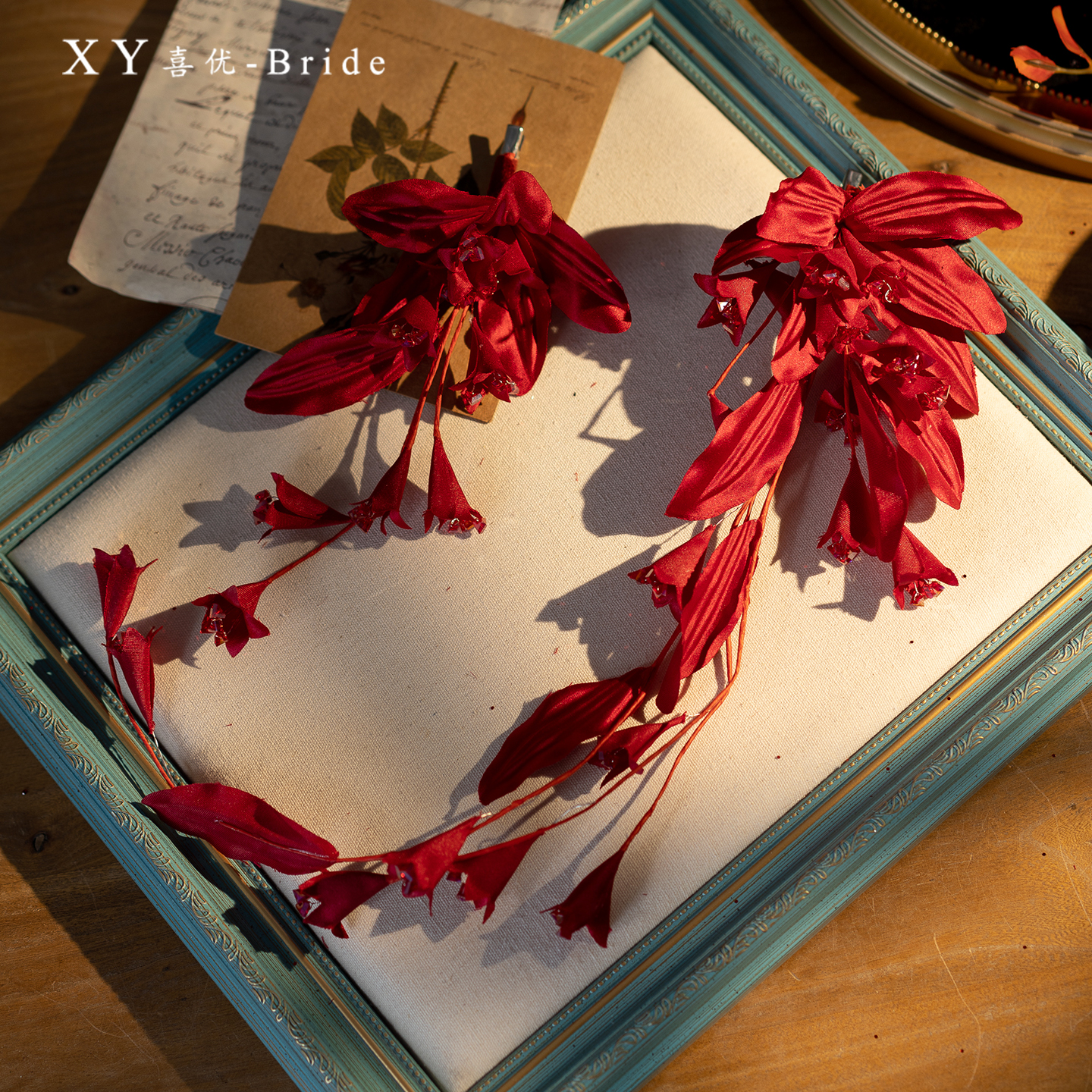 新款法式复古高质感酒红色缎面百合花朵发夹新娘旗袍敬酒服发饰