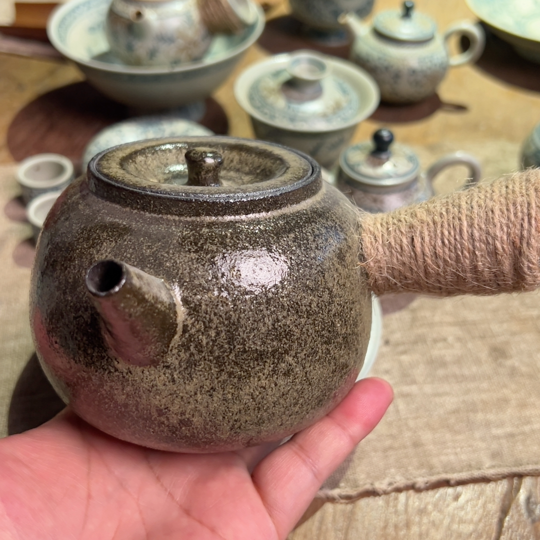 翡绿煮茶壶