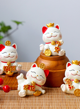 招财猫小摆件可爱办公桌装饰品家居客厅乔迁礼物职场财运创意礼品