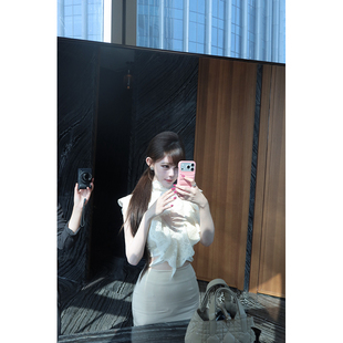 With 99jiu【玉缕生香】重工蕾丝衫气质荷叶花边纯欲性感短上衣