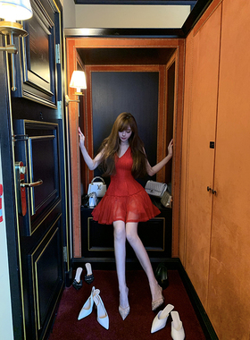 With 99jiu【doll感千金】红色V领无袖连衣裙修身网纱生日蓬蓬裙