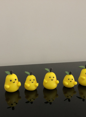 小鸭梨情绪稳定独特桌面小摆件可爱车载装饰用公仔玩偶树脂纯手工