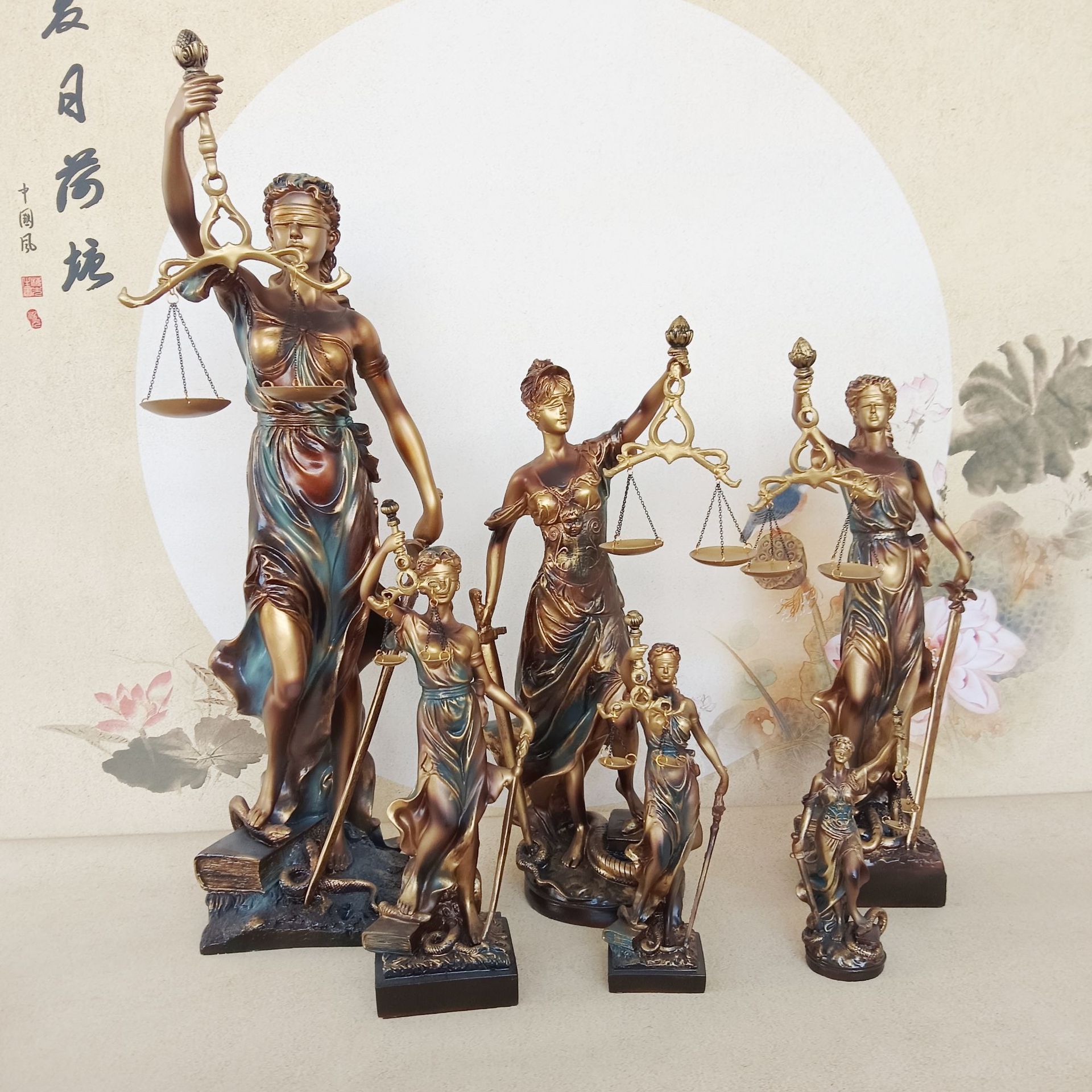 正义女神树脂思考者风格抽象雕塑摆件家居律师办公桌面装饰