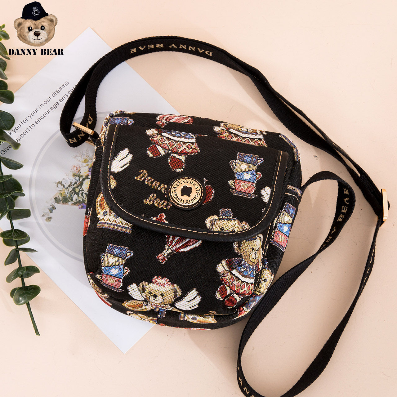 Danny Bear/丹尼熊女士斜挎包DMB9115136-201B