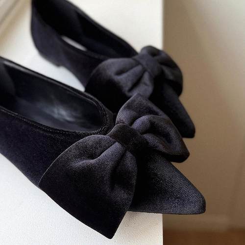 蝴蝶结尖头毛呢丝绒低跟单鞋女