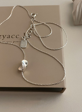 轻奢小众设计不规则扭结滚轮项链