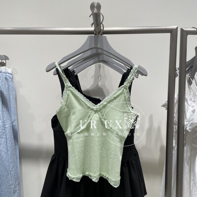 UR UX2025夏季时尚新款女装波嬉风V领拼接蕾丝短款BM修身背心