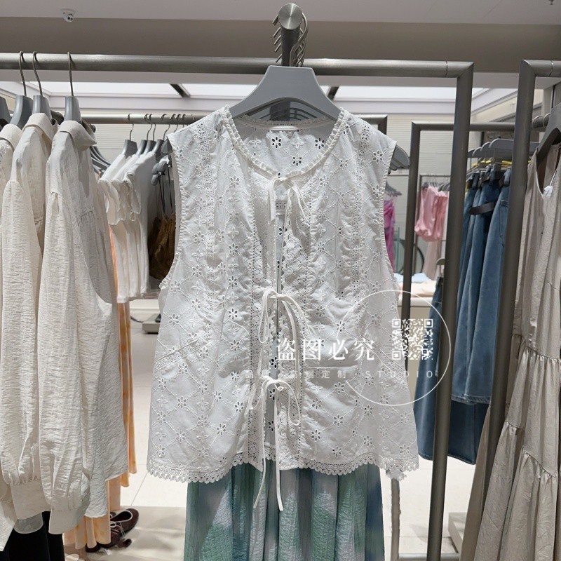 UR UX女装2025夏季时尚百搭新款度假感肌理镂空系带无袖开襟衬衫