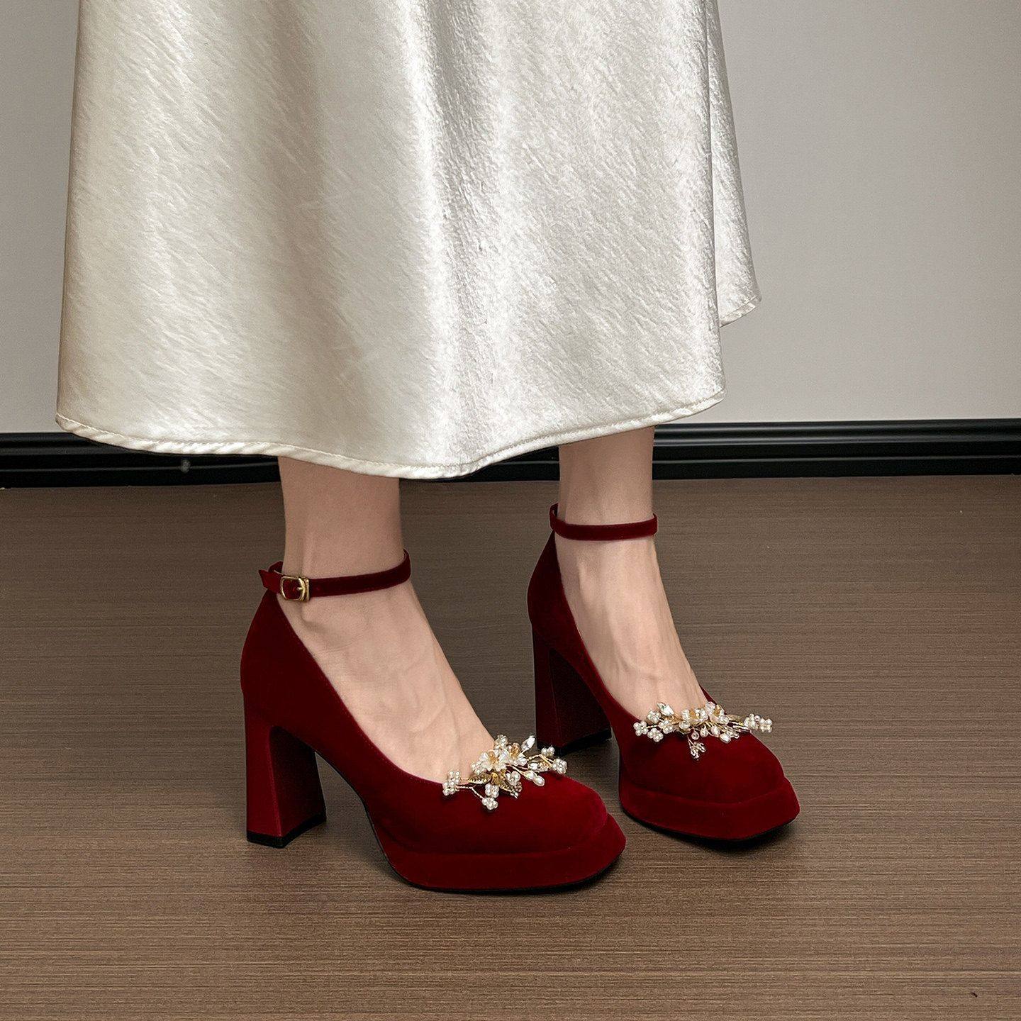 红色玛丽珍鞋女2026新款粗跟水钻婚鞋新娘鞋一字扣带厚底高跟单鞋,女鞋,婚鞋,淘宝优惠券,粉丝福利购,淘宝优惠卷