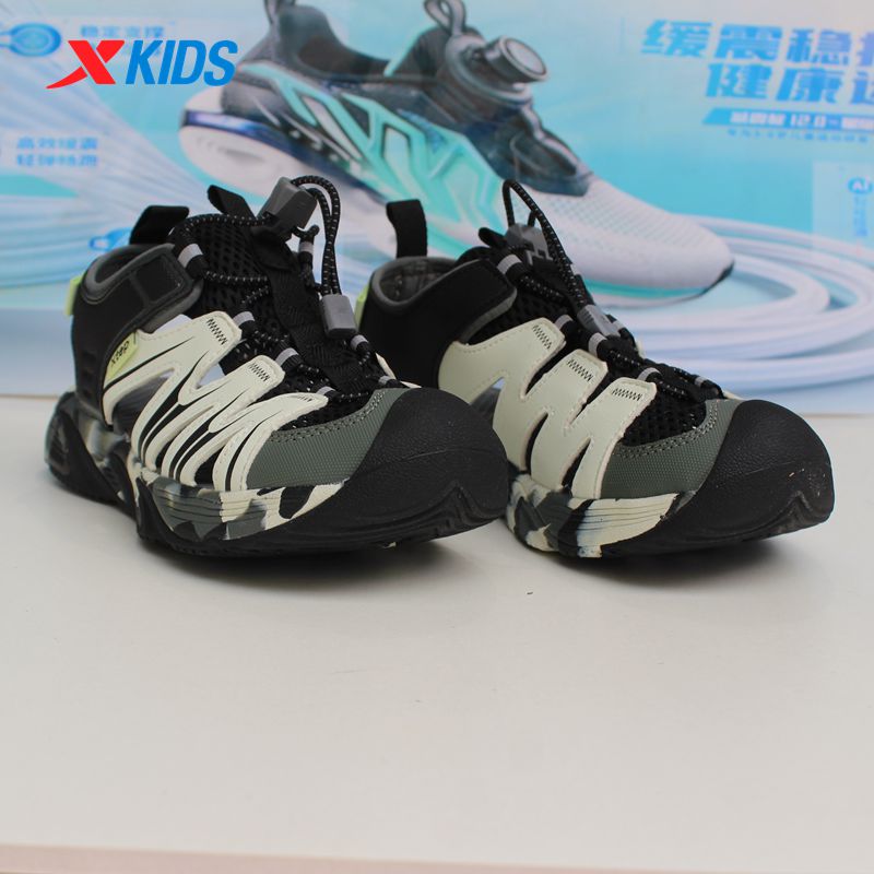 特步儿童2025夏季新款男中大童包头运动凉鞋沙滩鞋子675315504003