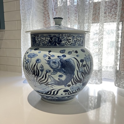 青花瓷盖坛手工测量30×36cm