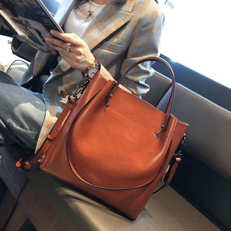 2026夏季2025新款牛皮女包百搭手提包 ins欧美通勤真皮感大容量