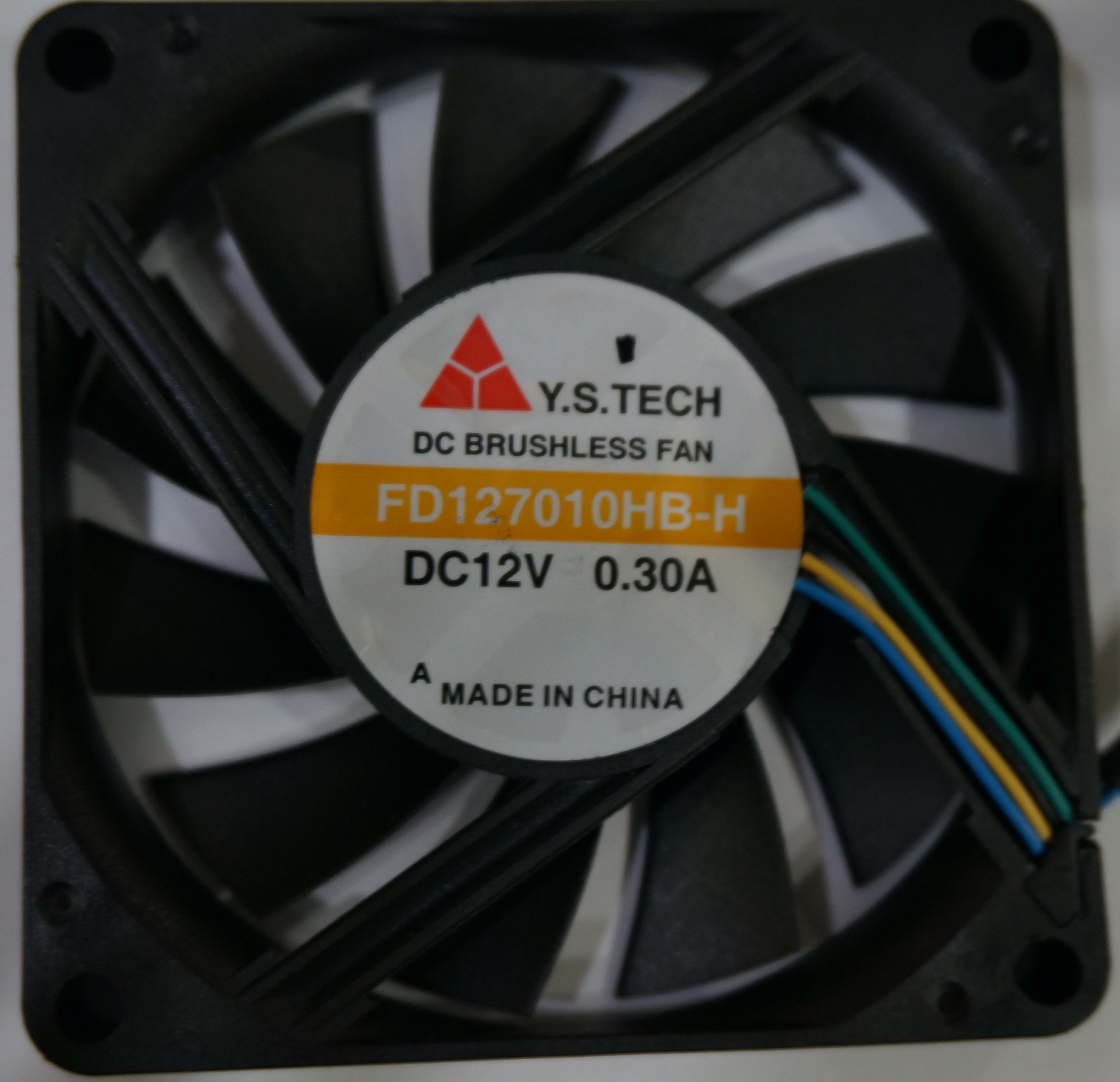 Y.S.TECH 元山 7010 7CM 超薄4线PWM滚珠风扇 FD127010HB-H 0.30A