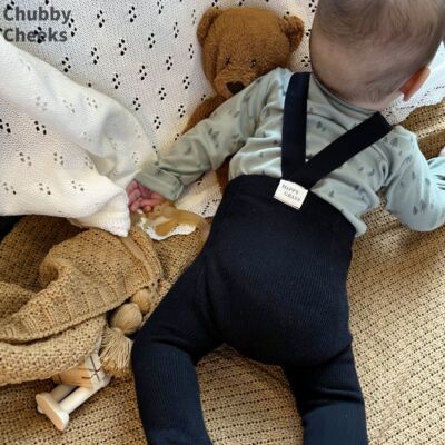 婴儿新生儿春秋薄款西班牙ins风男女宝纯棉连脚背带裤举重裤多色