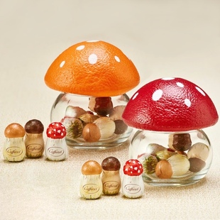 部分现货 日本caffarel人气产品牛奶巧克力小蘑菇礼盒玻璃罐9粒