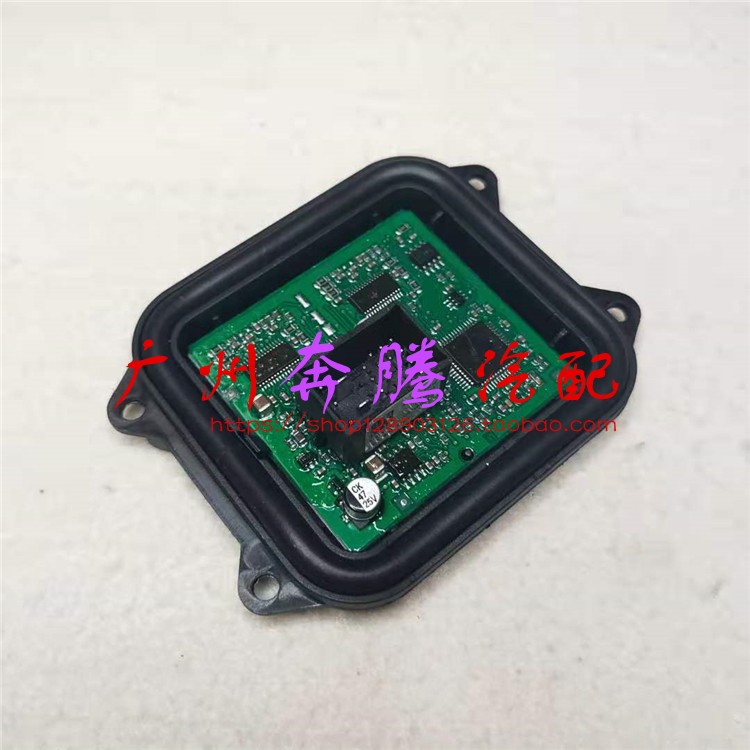 适用于宝马3系E90 E92 E93 X5 E70 X6 Z4 E89大灯AFS控制随动模块