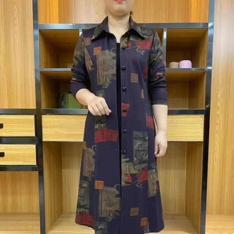2025新款中老年妈妈装大码中长款风衣印花外套女秋季遮肉显瘦大衣