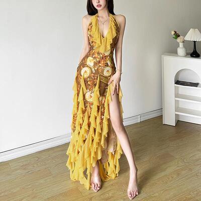 Ruffled resort-style halterneck slip dress  荷叶边挂脖吊带裙