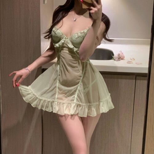性感睡衣女2026新款小胸聚拢高级感纯欲绝美女士蕾丝吊带睡裙qqny