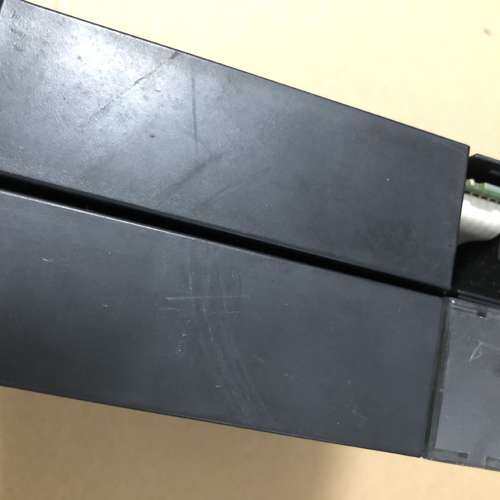 IC693CPU341J 剩下一个缺透明盖子