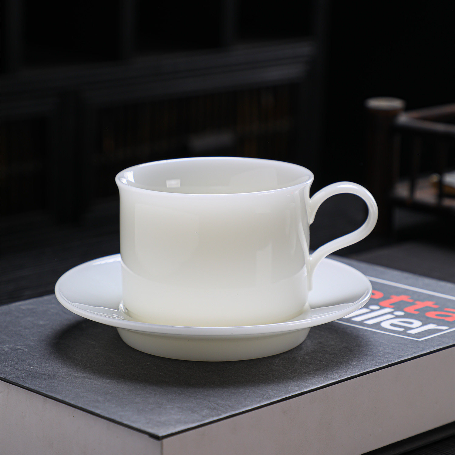 高档正品璞玉冰种玉瓷咖啡杯办公杯薄胎陶瓷马克杯不烫手水杯简约