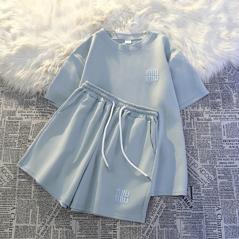 여성용 여름 순면 자수 반팔 반바지 2피스 세트 편안하고 루즈한 여름 캐주얼 스포츠 정장 슬리밍 및 미백