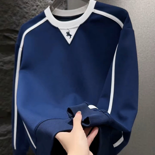 秋冬季新款加绒卫衣男潮流拼色圆领长袖上衣战马刺绣休闲打底衫男