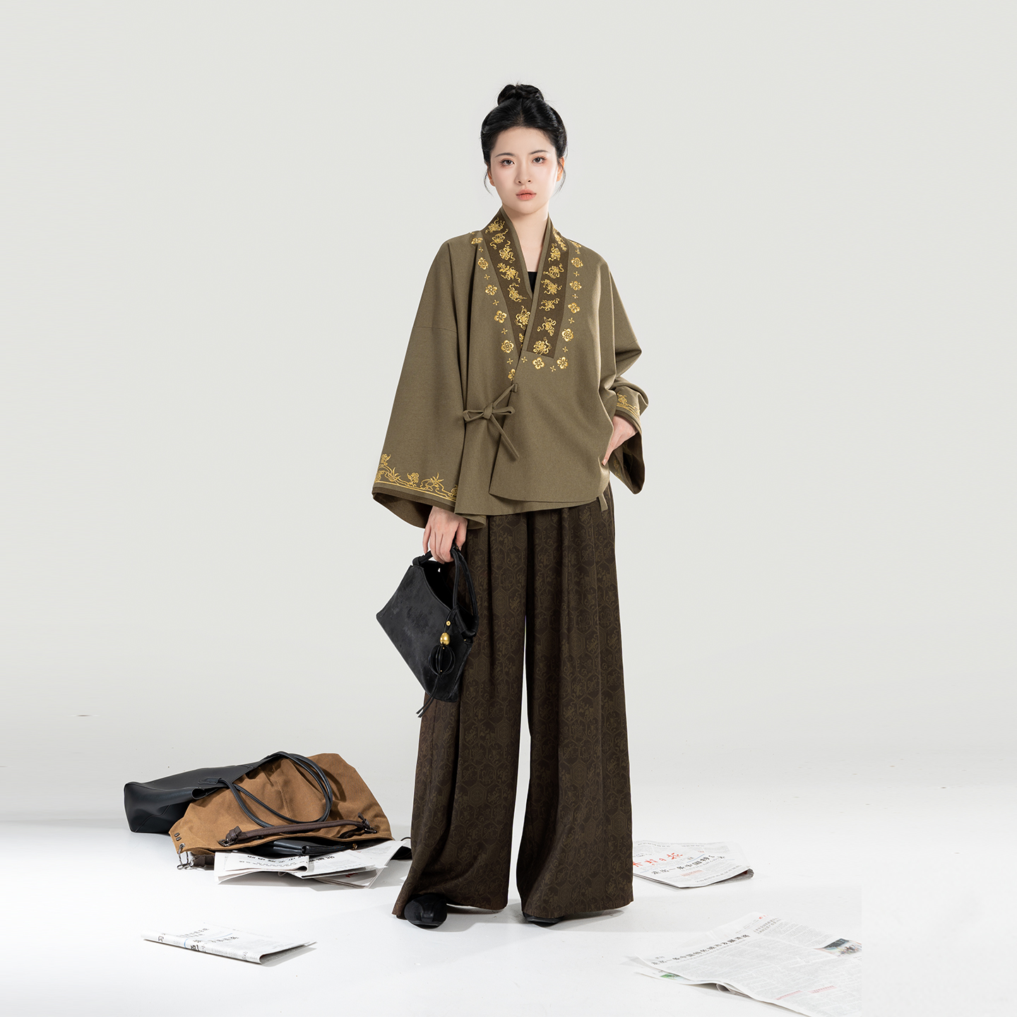 织造司[都市道中人]新中式八仙龟背绣花交领外套上衣阔腿裤长裤女