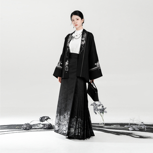 一片式 织造司 对襟外套蕾丝拼接衬衫 新中式 暗纹织金马面裙 调香室