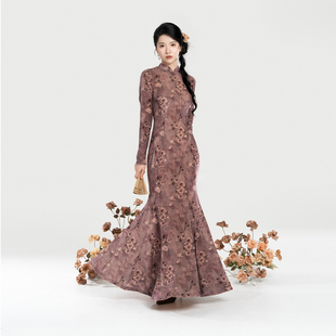 【呼呼专享】织造司玫瑰海立领盘扣长袖旗袍连衣裙高弹丝绒鱼尾裙