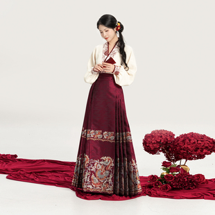 织造司[脂玉]明制红色锦鲤马面裙汉服女宋绣花飞机袖开衫上衣外套