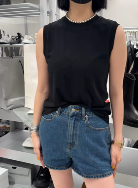 59401诗歌兰2024夏款 极简知性法式圆领无袖弹力显瘦背心T恤女