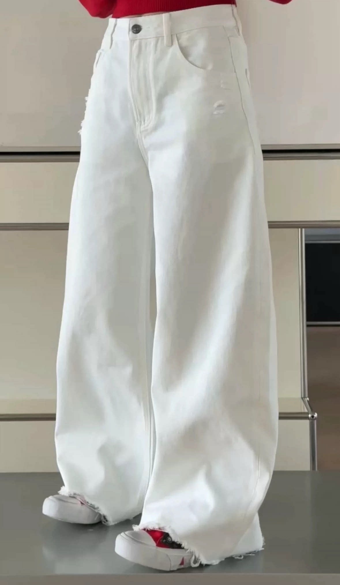 诗歌兰女装2026春款 55017休闲个性街头风破洞裤毛边牛仔裤女