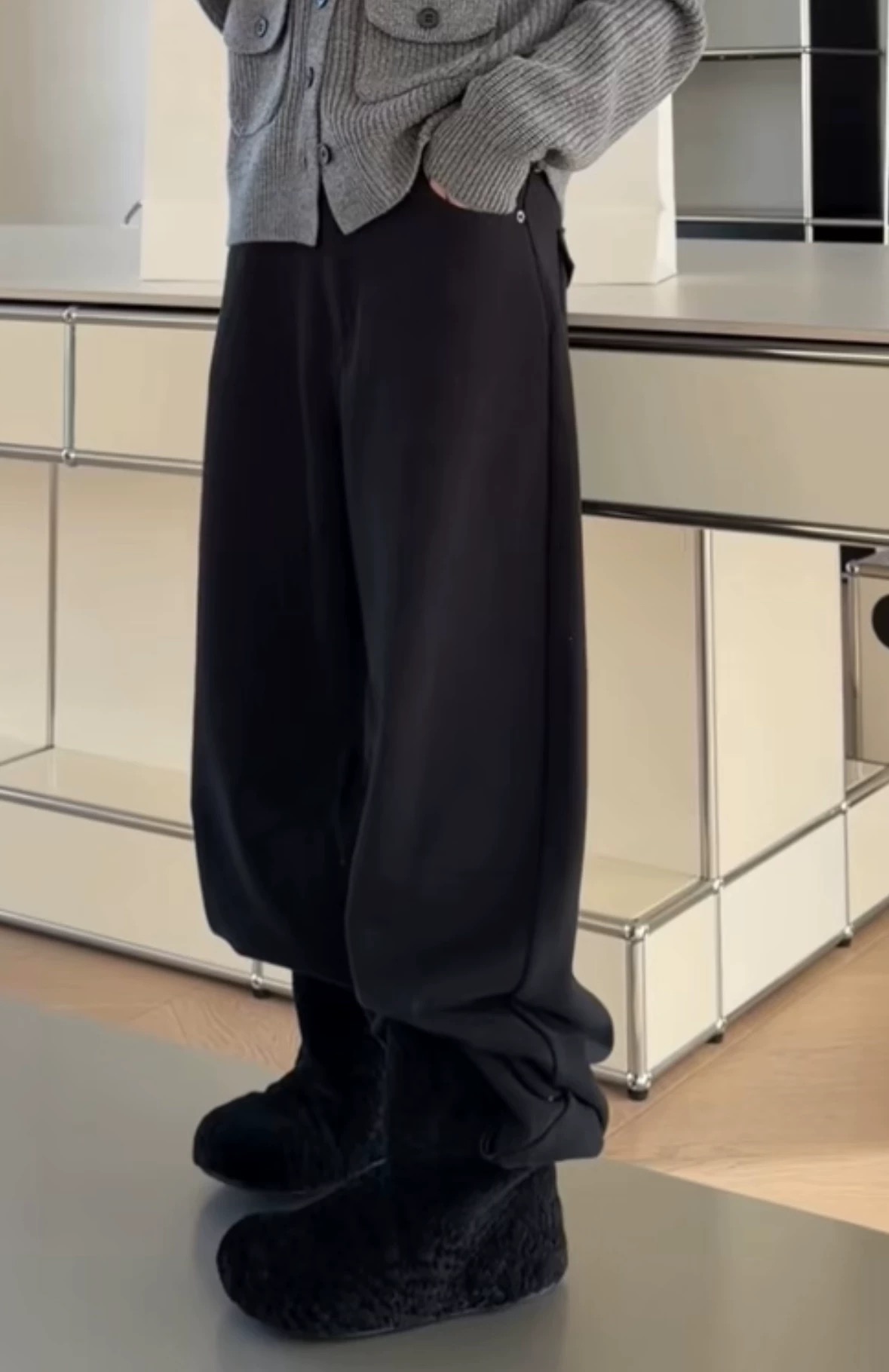 诗歌兰女装2025冬款 3212慵懒运动风美式双口袋抽绳加绒卫裤