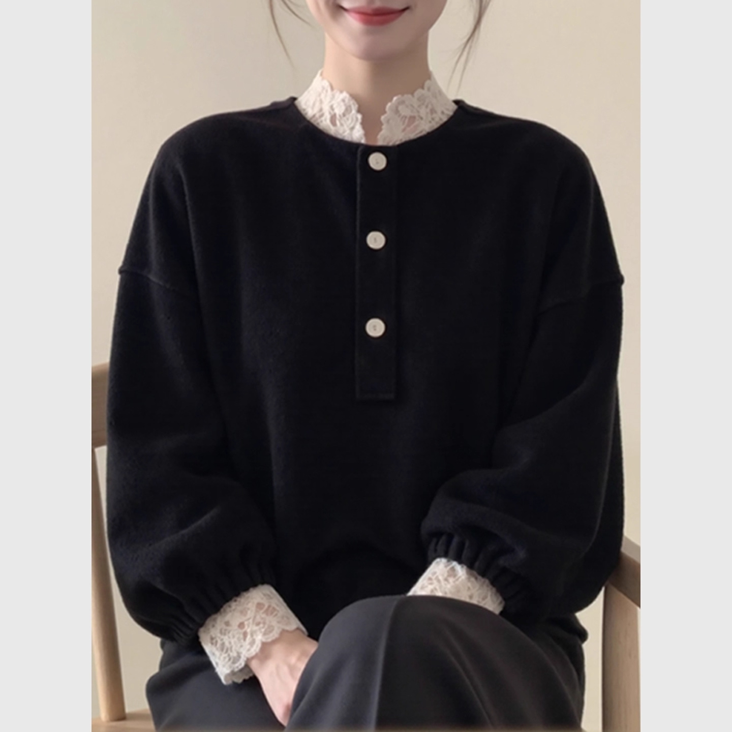 新中式女装黑色蕾丝边丝绒上衣2025秋冬百搭显瘦气质减龄国风小衫