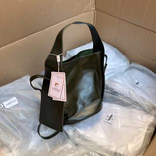 限量几十个！正价500+！国内公司单~复古油蜡皮软皮手提水桶挎包