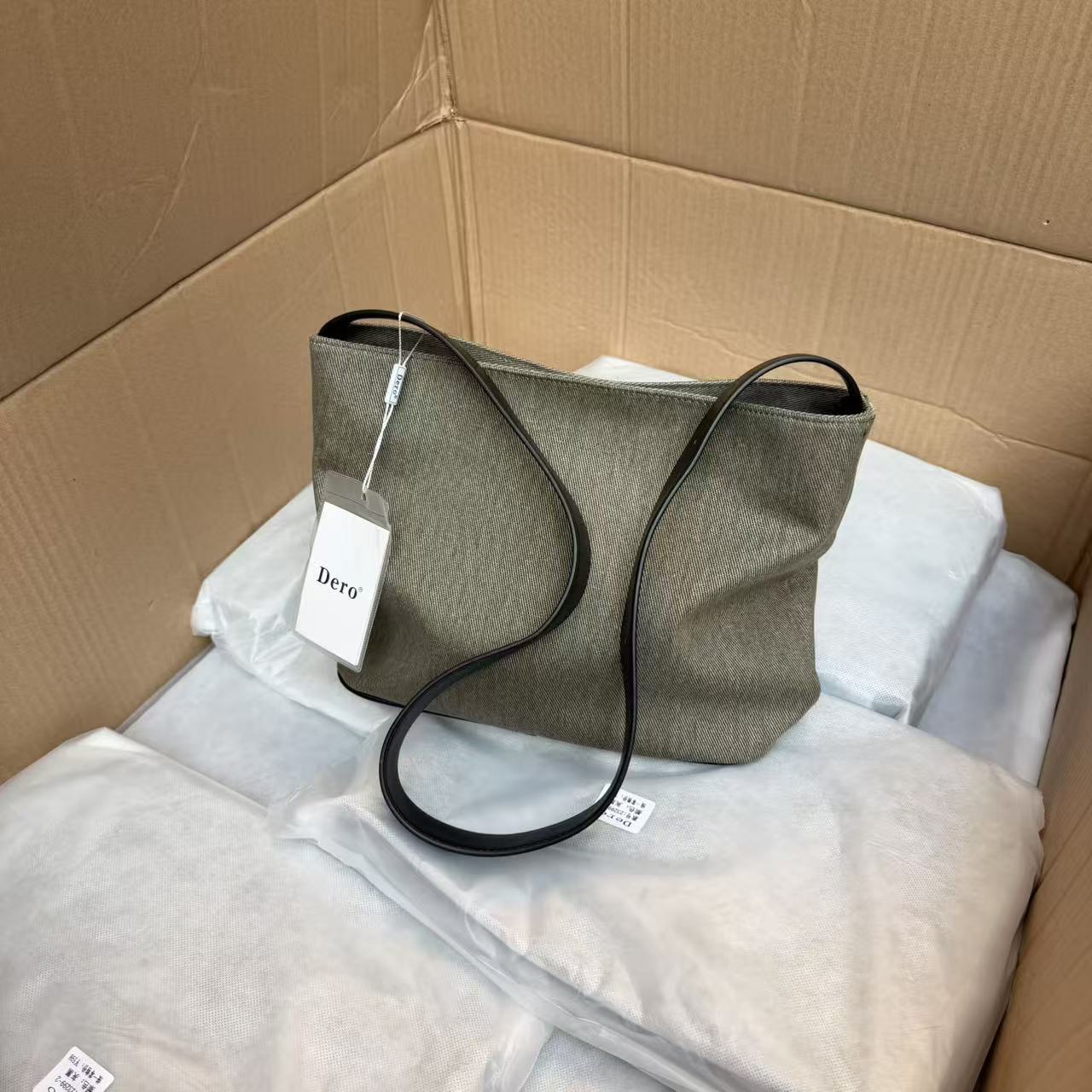 颜色特调!正价400+!国内公司单~复古做旧牛仔托特包腋下斜挎包