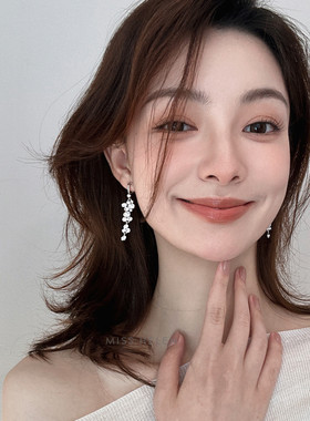 MISS HELEN法式水晶葡萄」硅胶耳夹女无耳洞耳环超闪水钻流苏耳饰