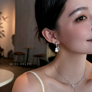 MISS HELEN「白粉母贝葫芦」耳夹女银针耳钉精致耳饰通勤耳环气质