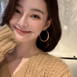 MISS HELEN「摩登大耳圈」耳夹女灵动可转动气质无耳洞耳环冷淡风