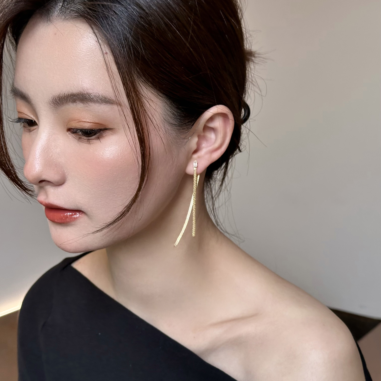 金银双色流苏耳钉蚊香盘耳线简约