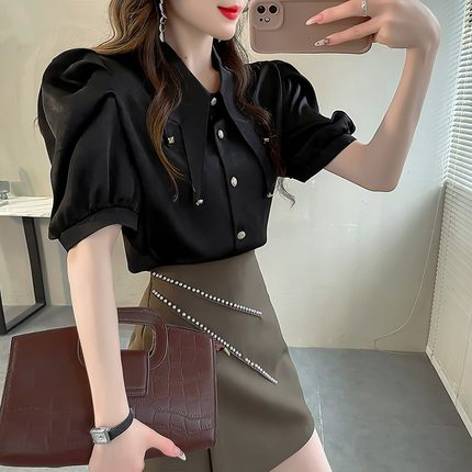 宽松尖领独特漂亮的衬衫女设计感泡泡袖上衣高级感显瘦短袖衬衣女