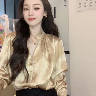 法式v领鎏金色长袖衬衫女春秋天打底衬衣高级感设计复古气质上衣