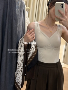 纯色无痕背心女内搭带胸垫一体打底吊带小胸显大 CHARM FULL